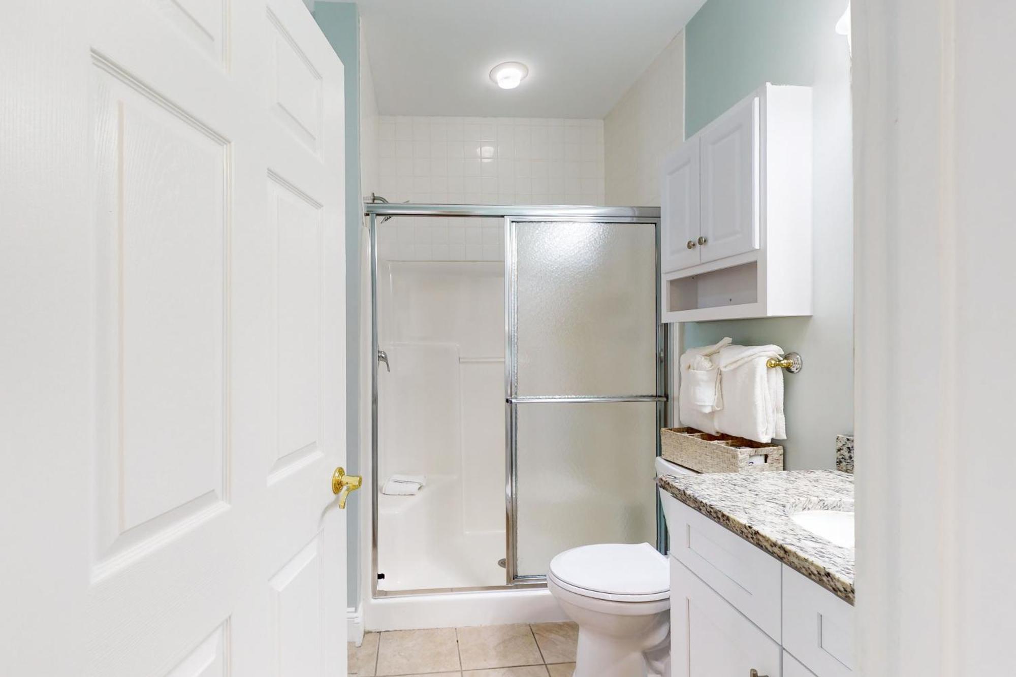4833 Magnolia Dr *