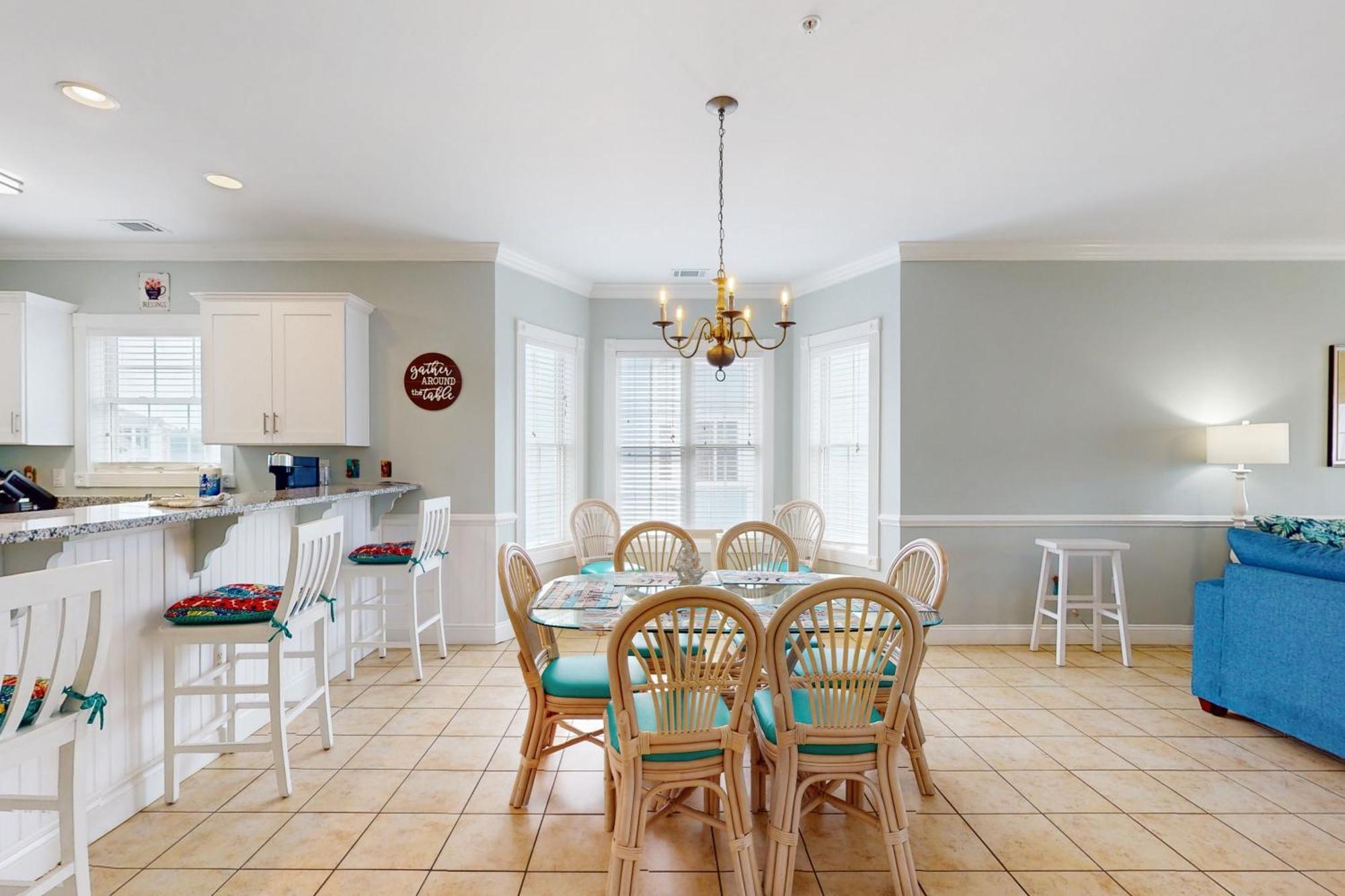 4833 Magnolia Dr